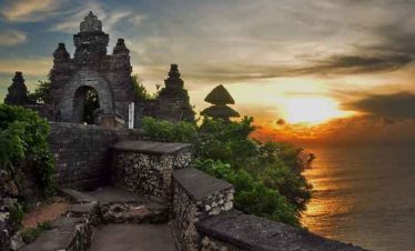 ULUWATU SUNSET TOURS